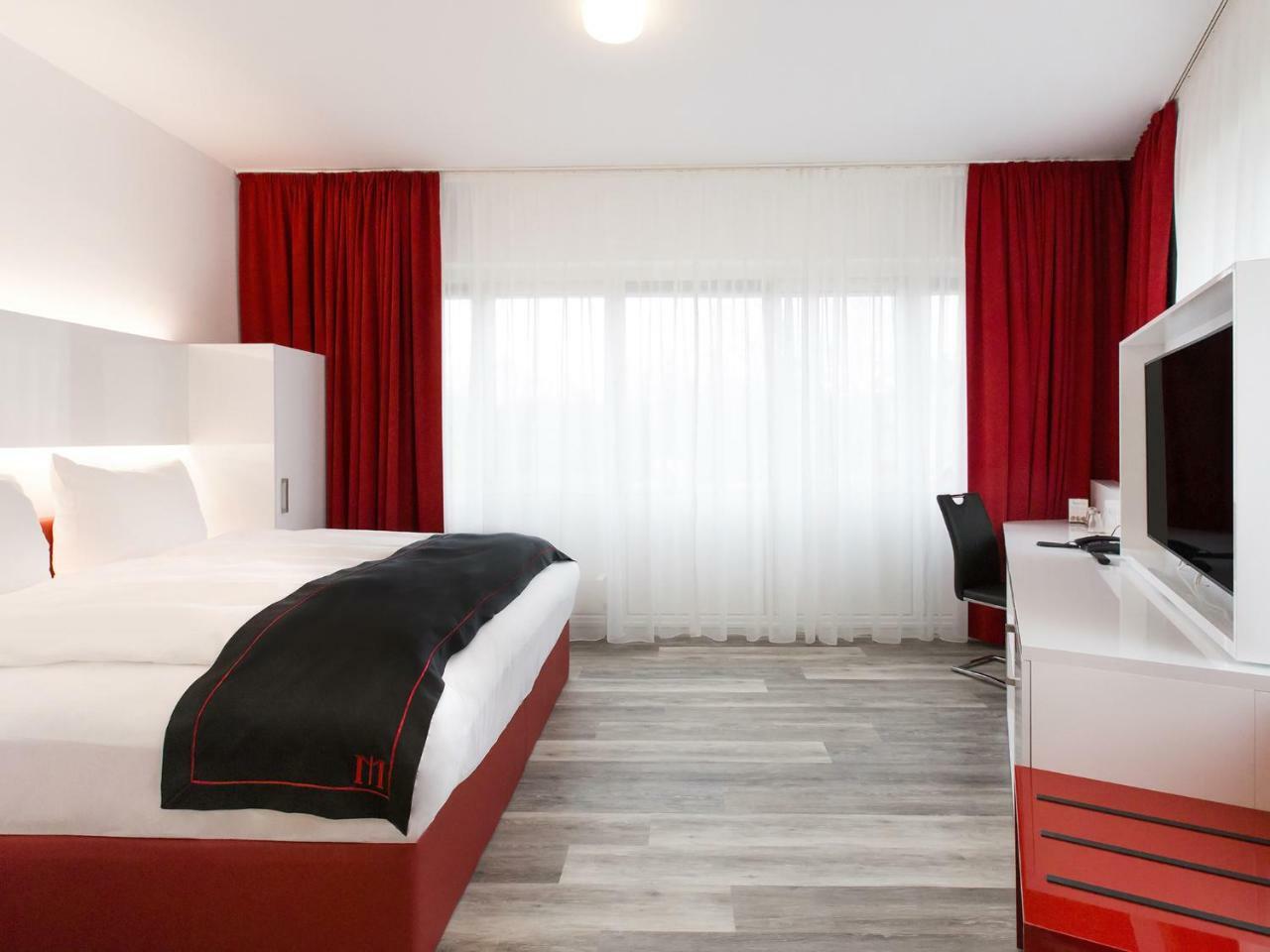 ดอร์เมโร โฮเทล ฮันโนเฟอร์-ลังเงนฮาเกินแอร์พอร์ต Hotel Langenhagen  ภายนอก รูปภาพ